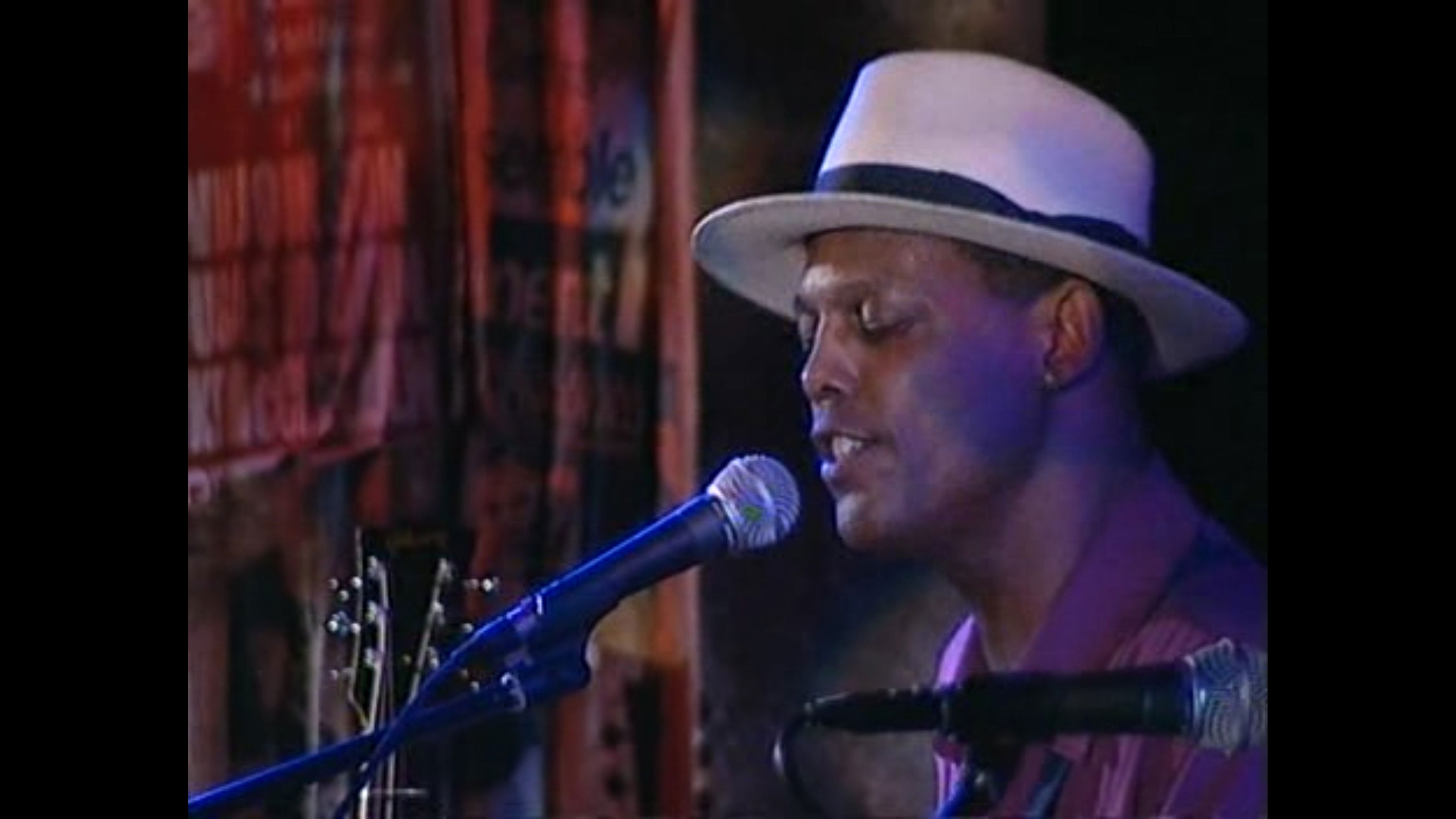 Backdrop for Eric Bibb: Live at The Basement
