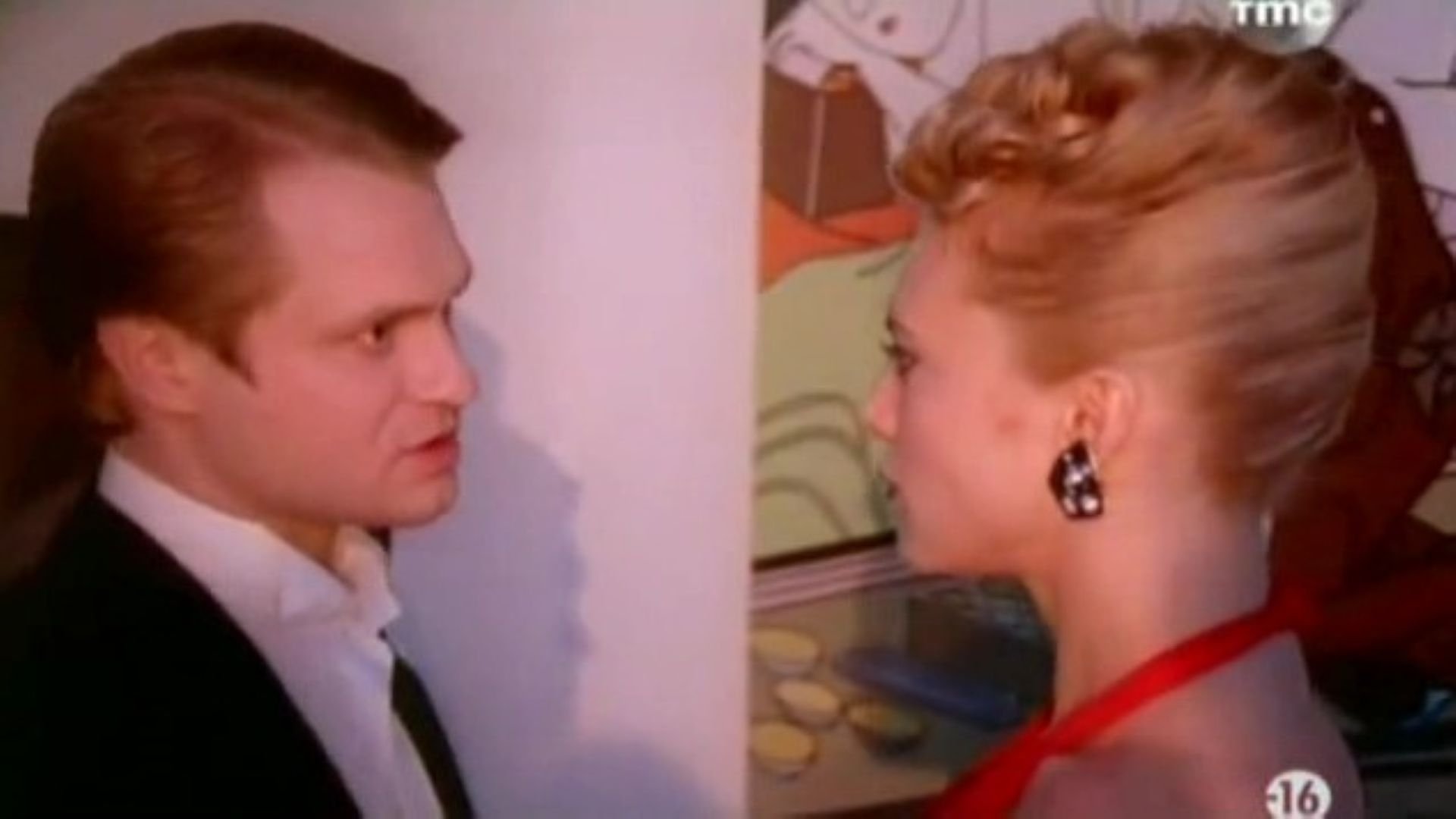 Backdrop for Lovestruck: Changing Bedmates