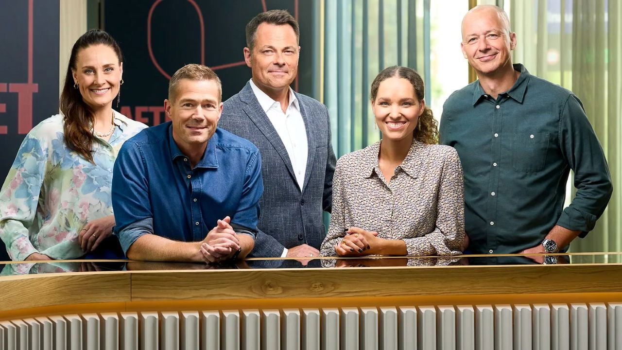 Backdrop for Aftenshowet