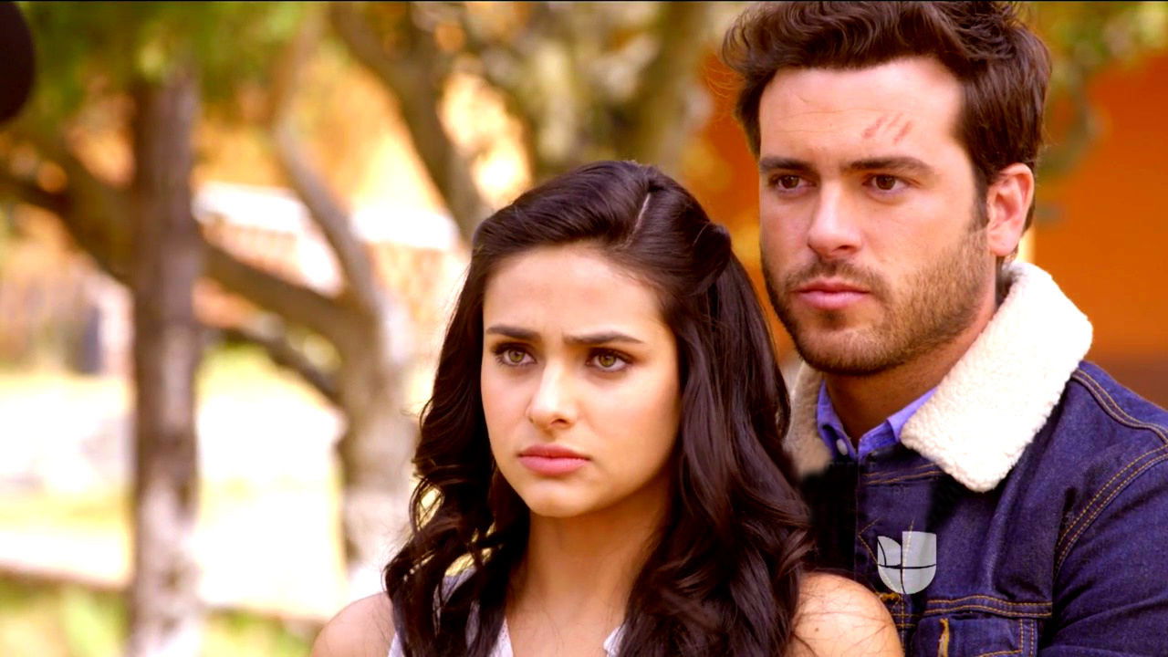 Backdrop for Mi adorable maldición