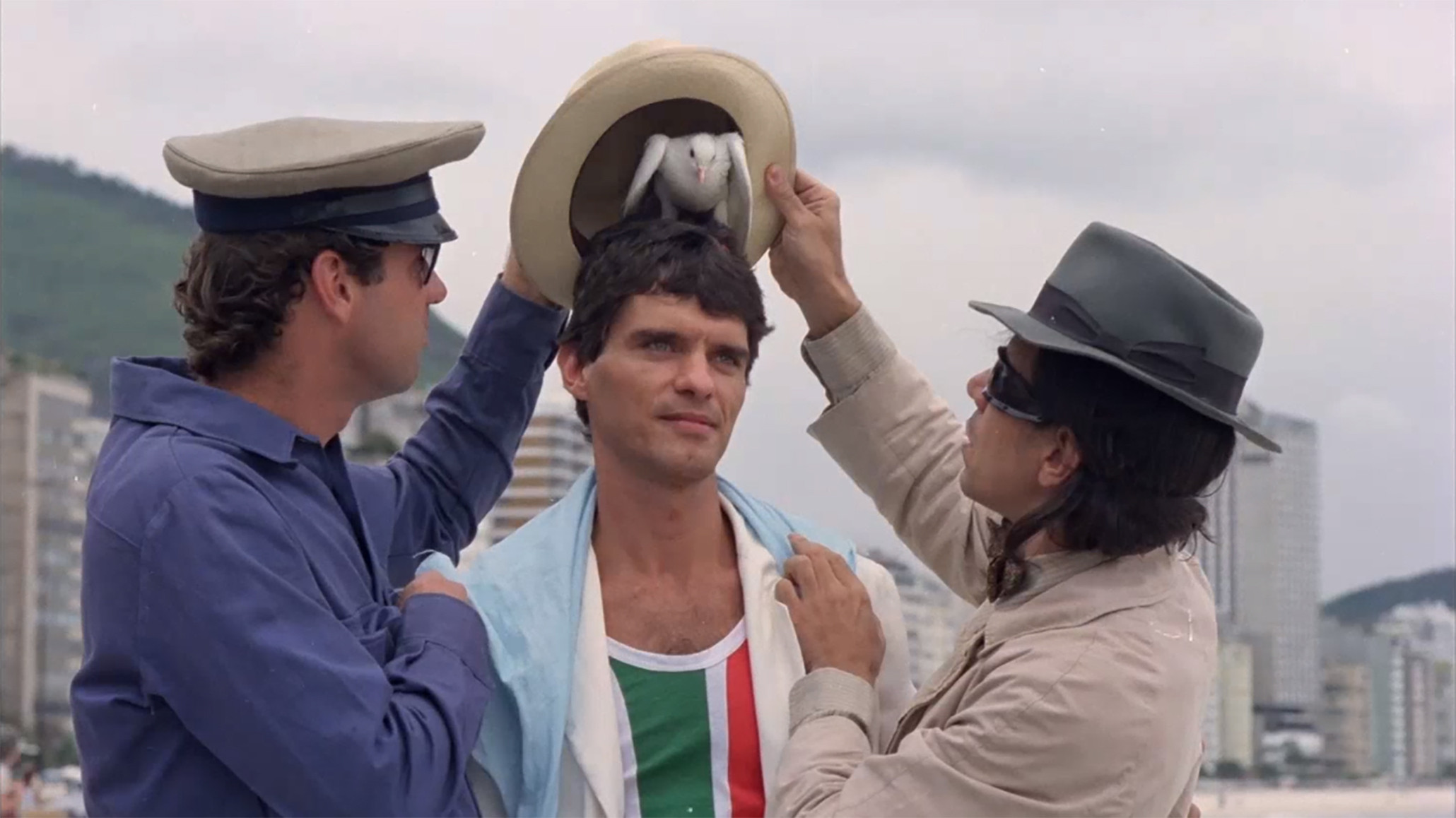 Backdrop for Assaltaram a Gramática