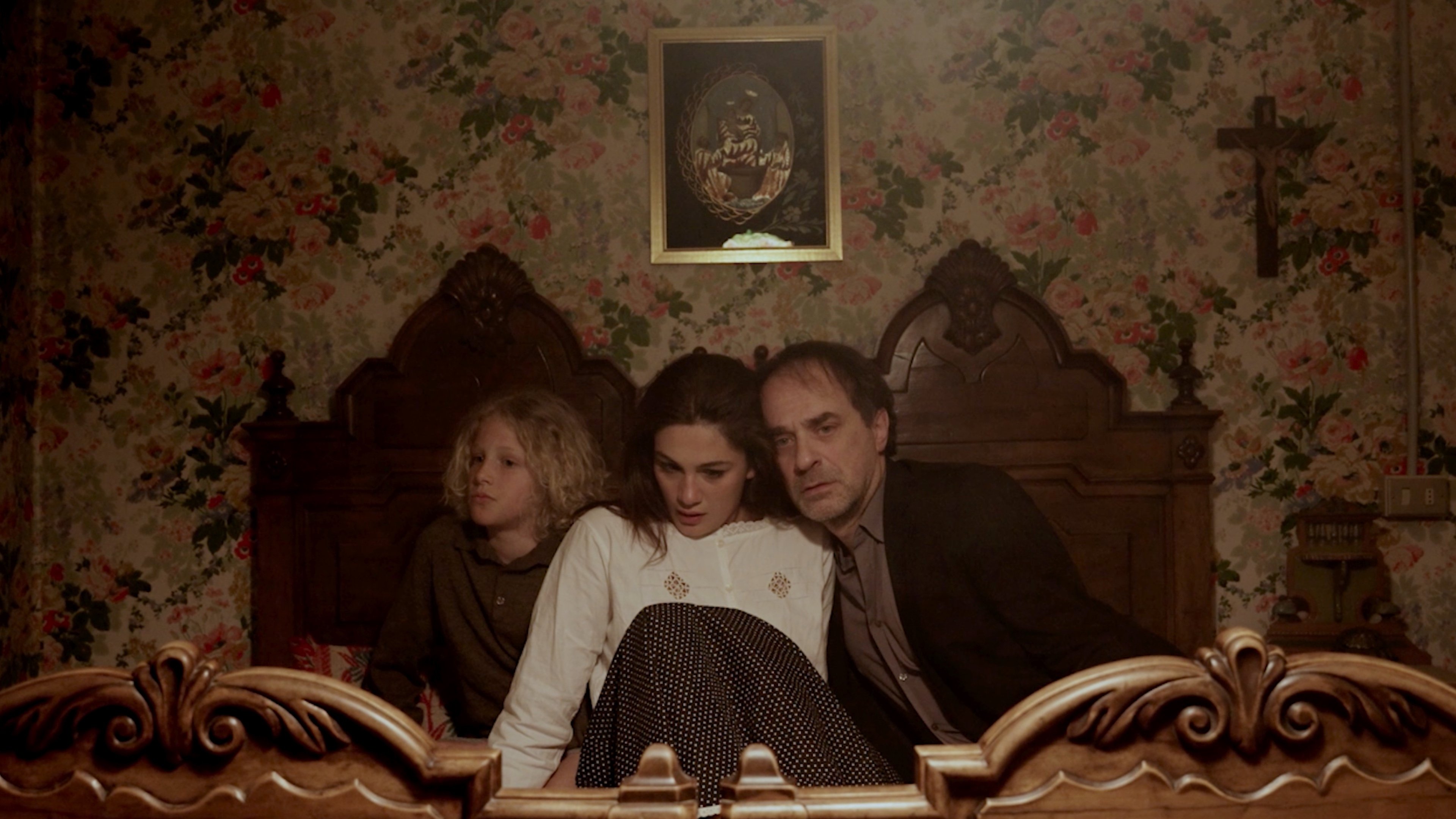 Backdrop for Tra noi