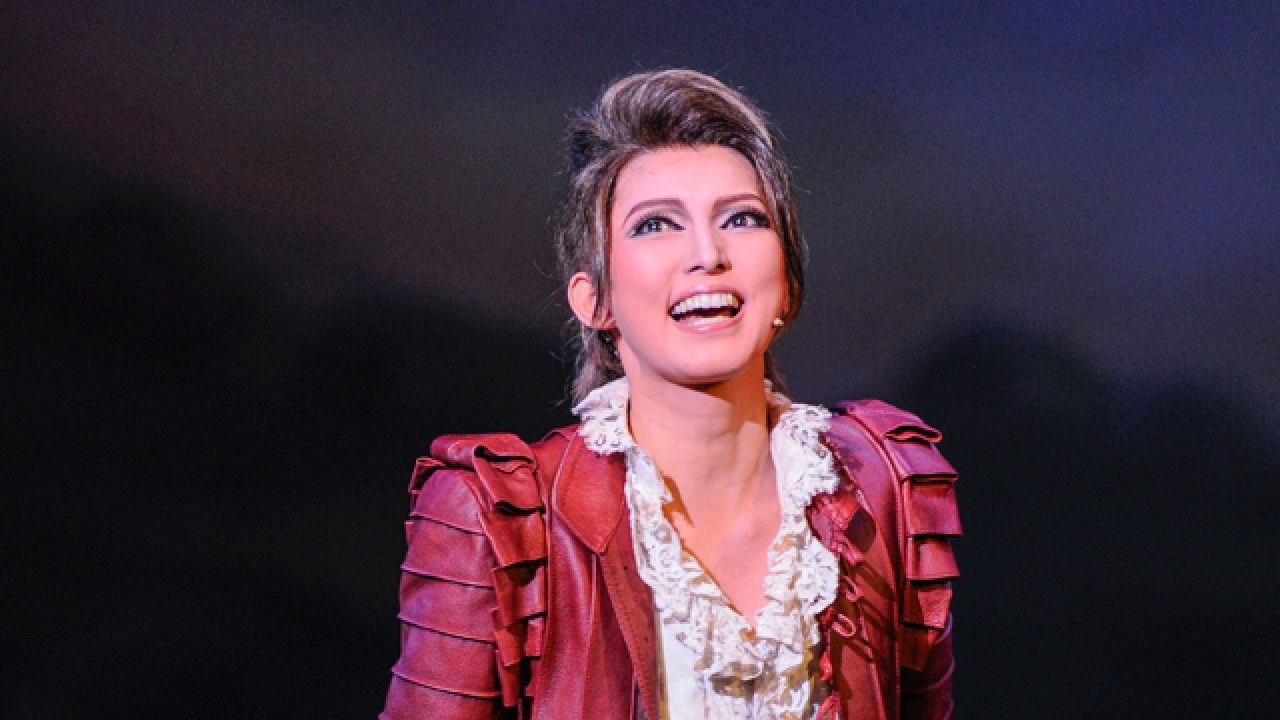 Backdrop for Shakespeare ~The Sky Filled With Eternal Words~