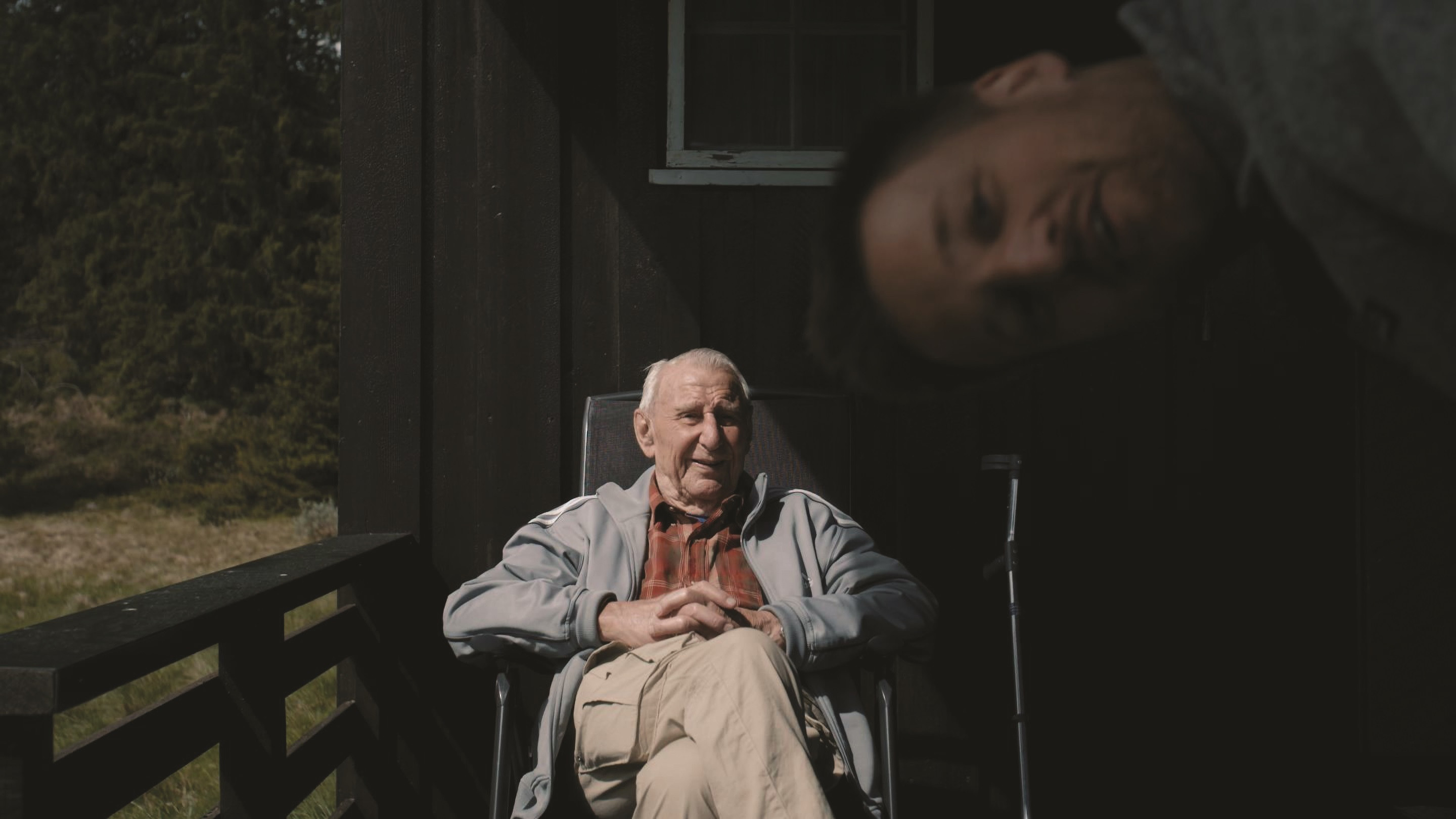 Backdrop for Leif. A Film About Simen