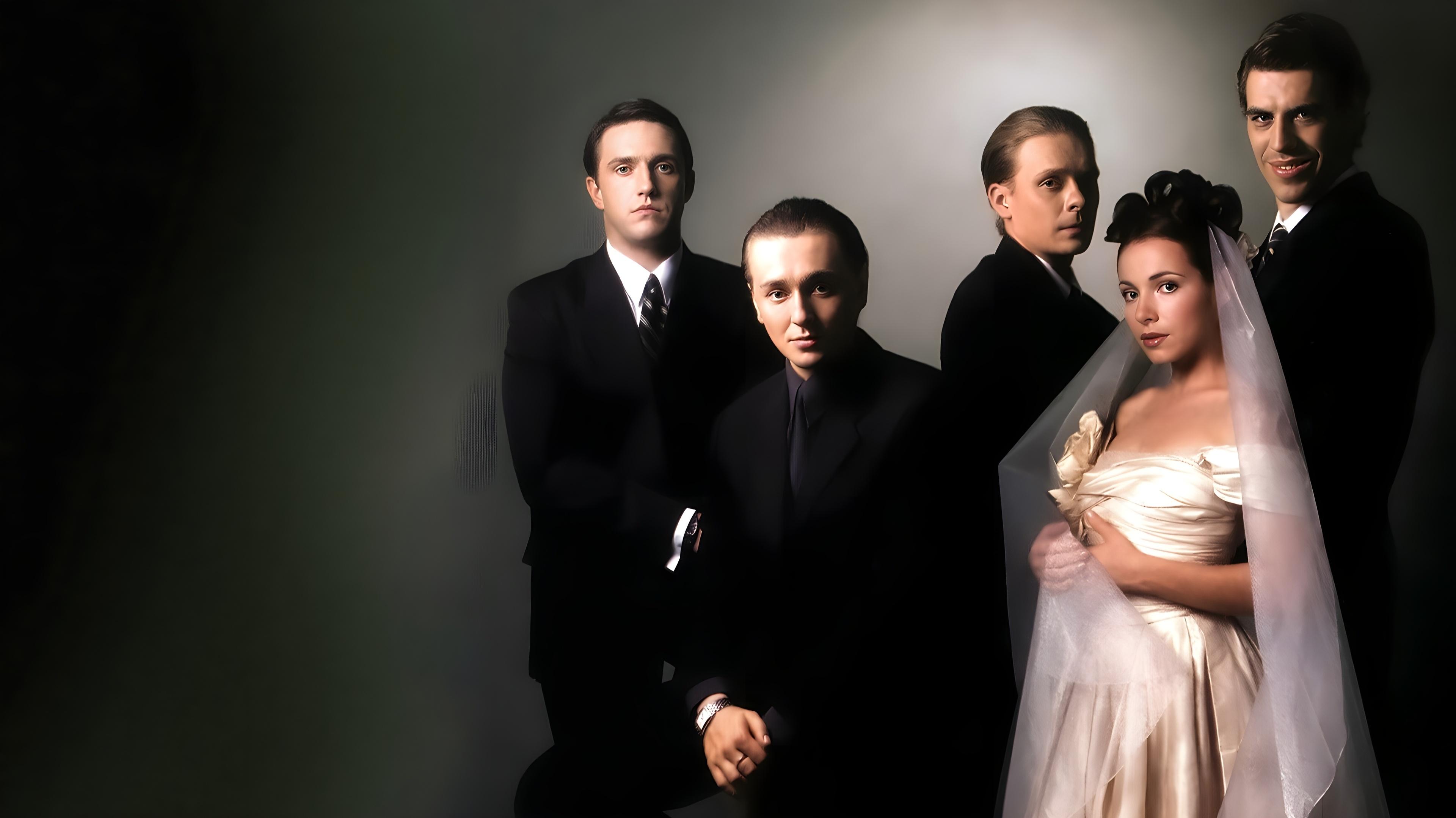 Backdrop for Brigada