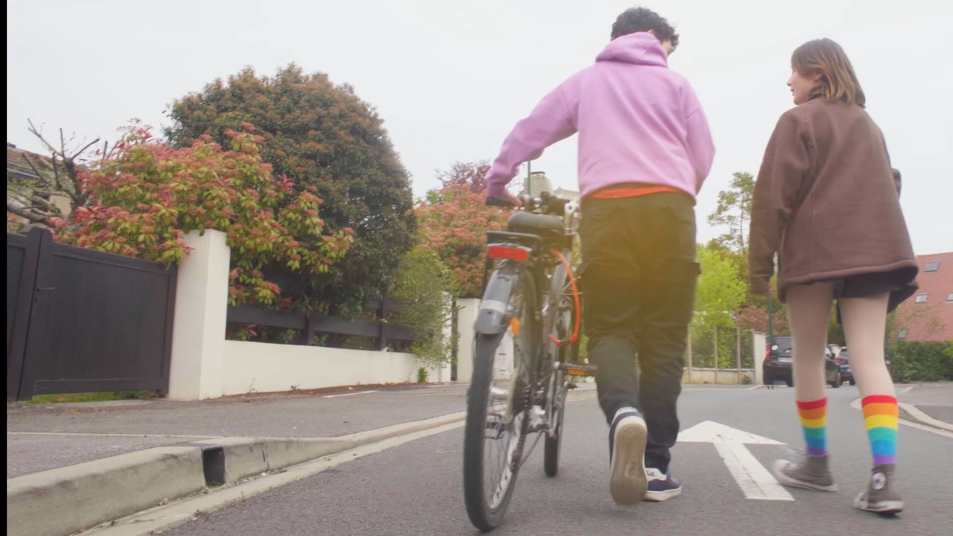 Backdrop for 10 jours (c'est toute la vie)