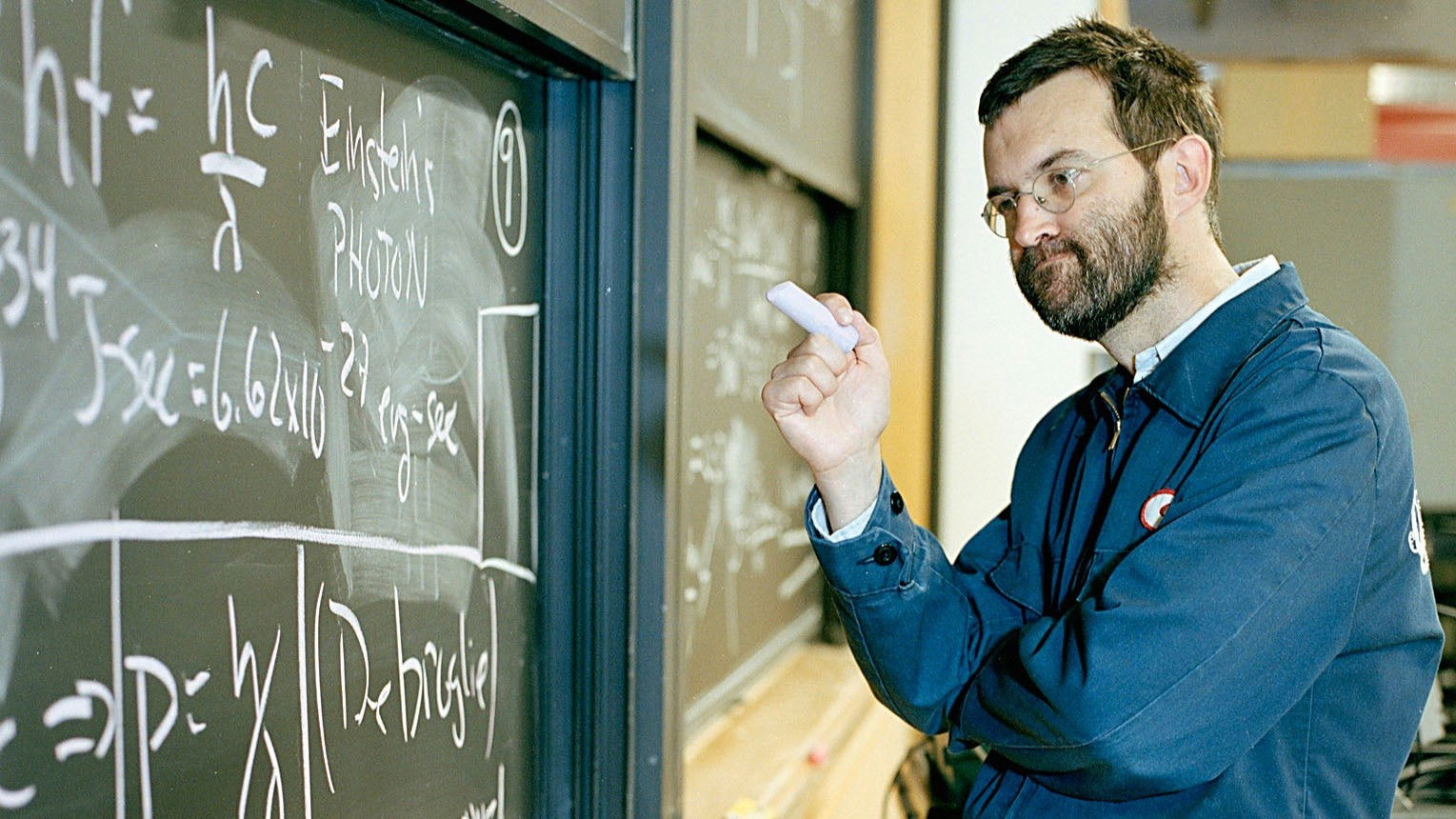 Backdrop for Parallel Worlds, Parallel Lives