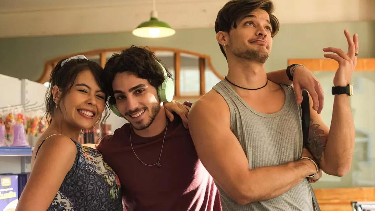 Backdrop for Uma Garota Comum