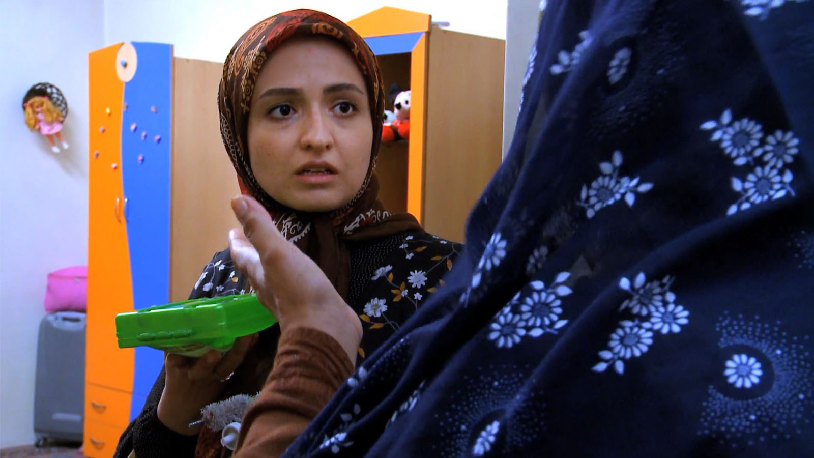 Backdrop for Objects in Mirror