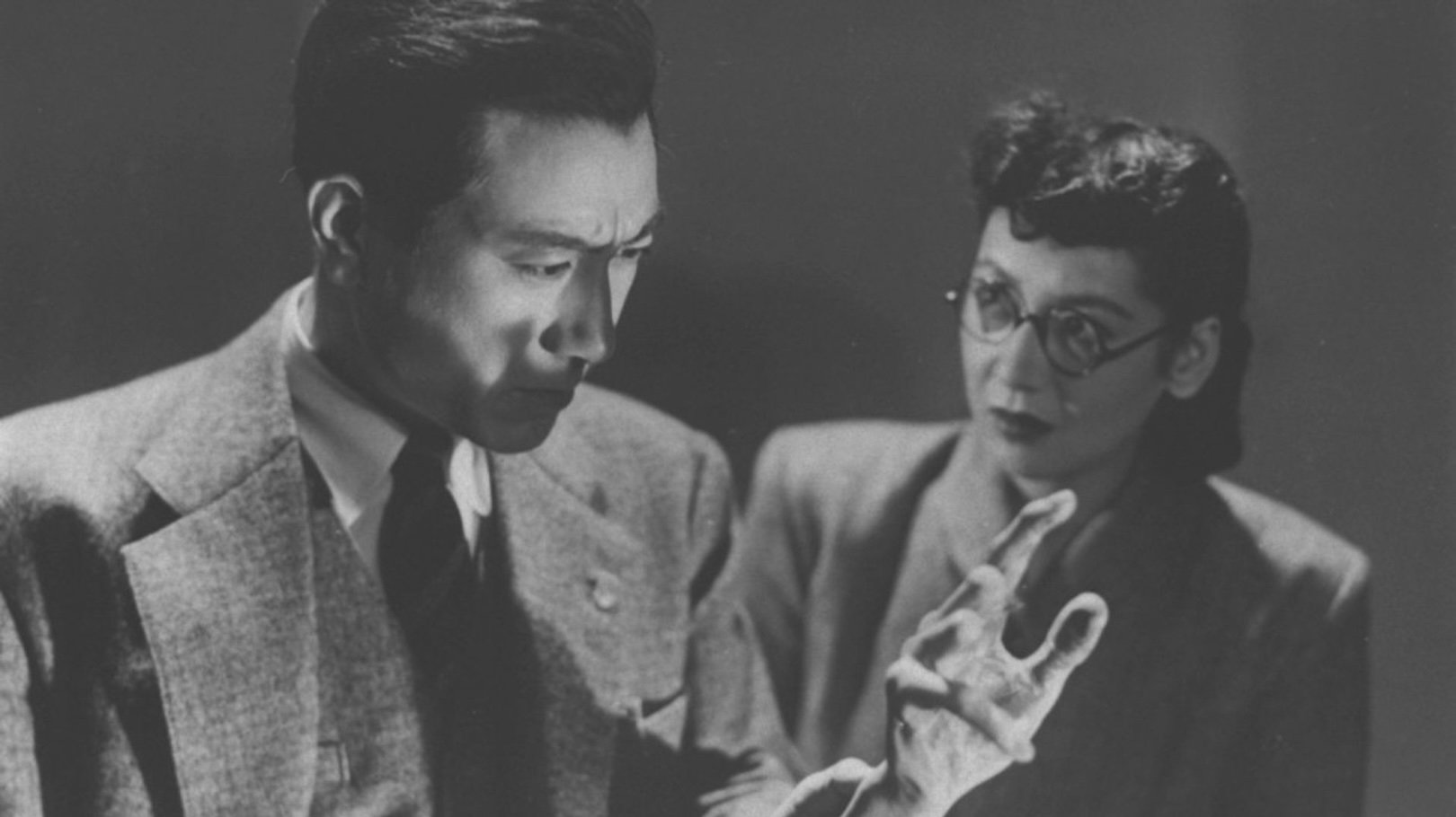 Backdrop for Three-Fingered Detective