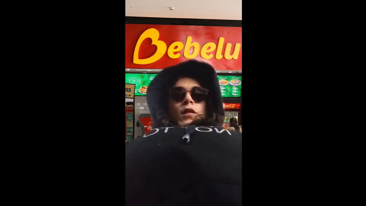 Backdrop for Pedala, Robinho