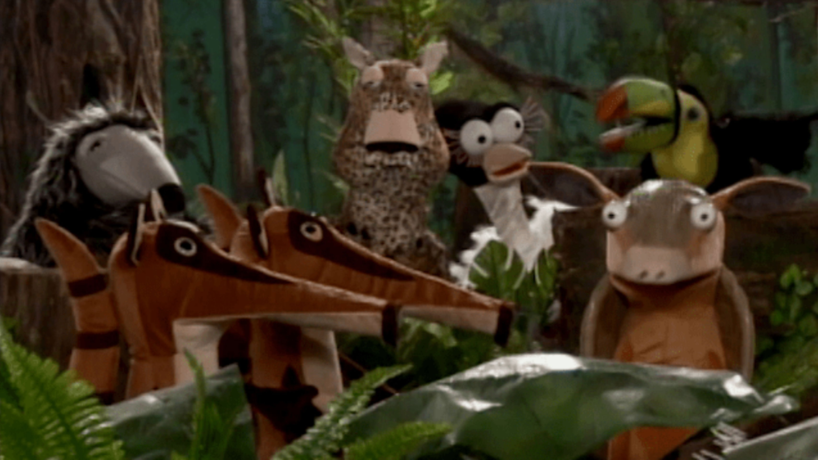 Backdrop for Las vacaciones de Tulio, Patana y El pequeño Tim