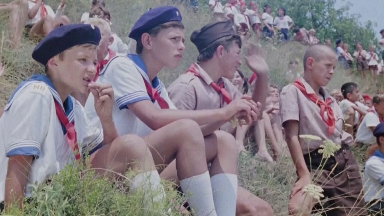 Backdrop for Passenger from the 'Equator'