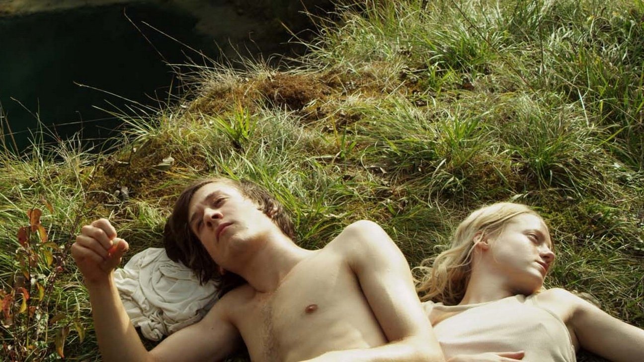 Backdrop for My Brother’s Name Is Robert and He Is an Idiot