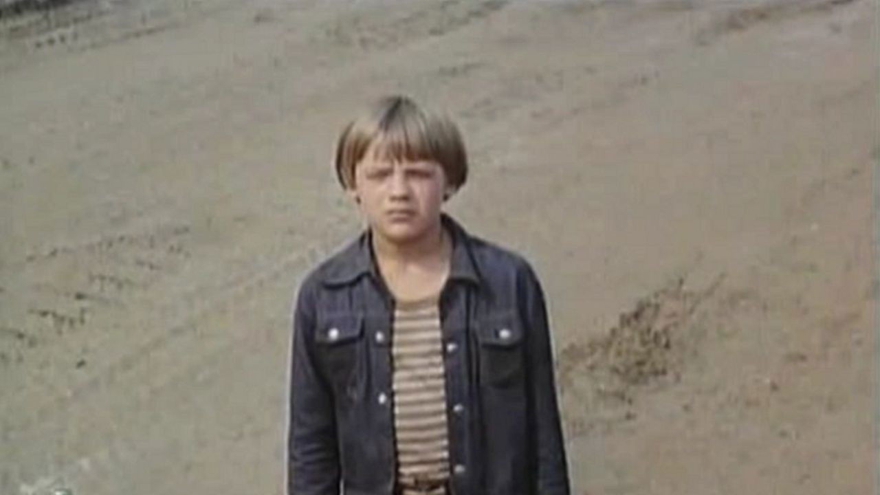 Backdrop for Tailcoat for an Idler