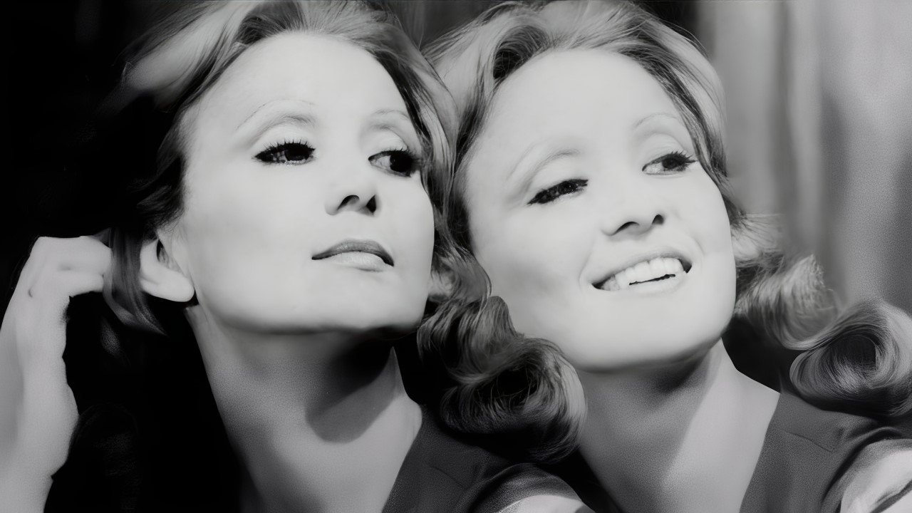 Backdrop for Secrets of Sand