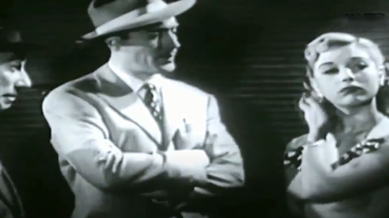 Backdrop for Las tres claves