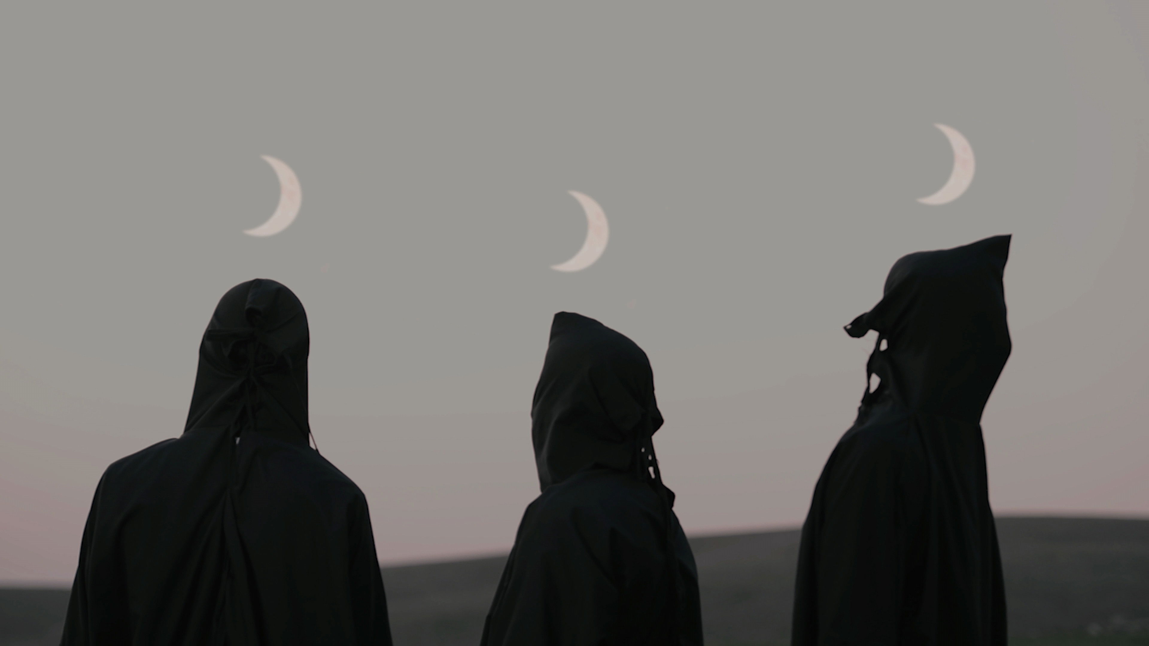 Backdrop for 2076: A Pen That Changed History