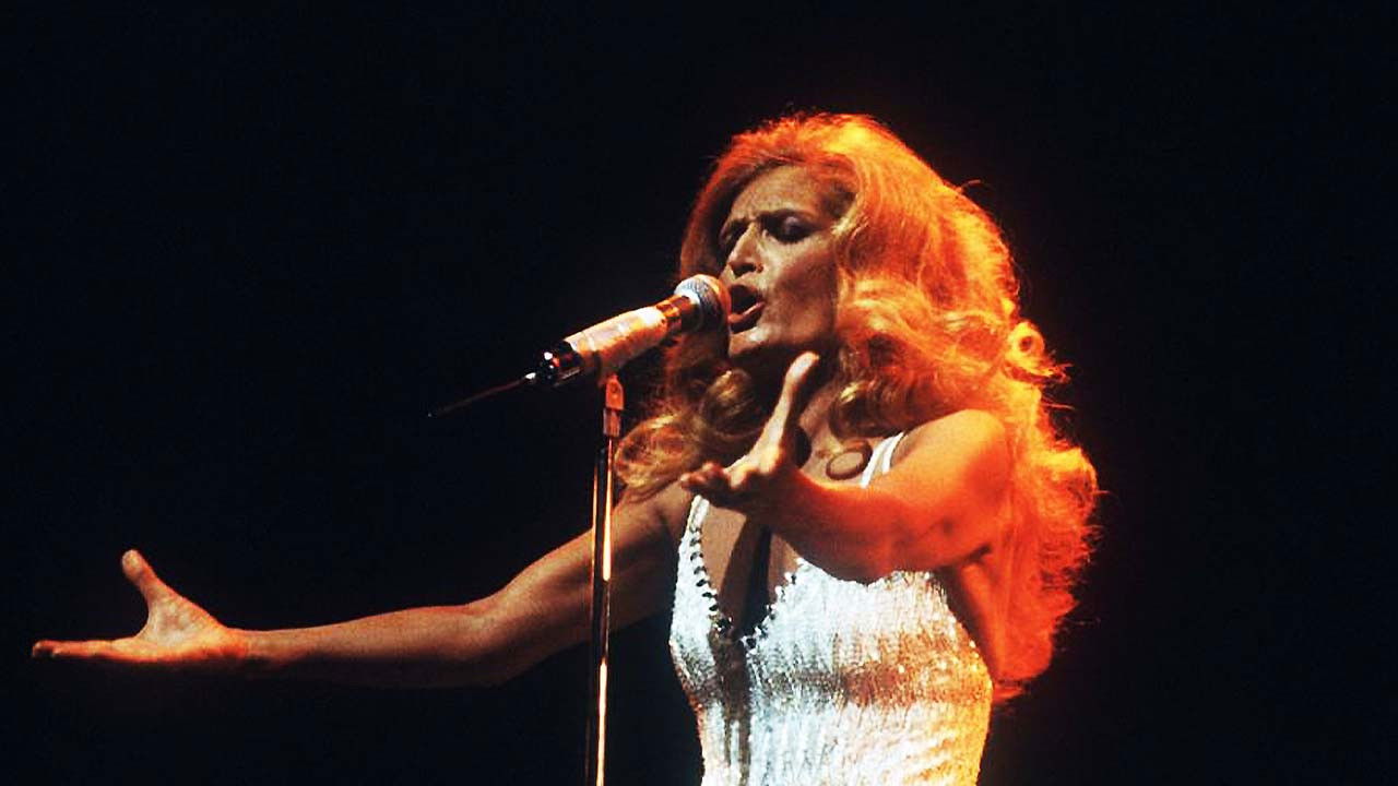 Backdrop for Dalida - Québec