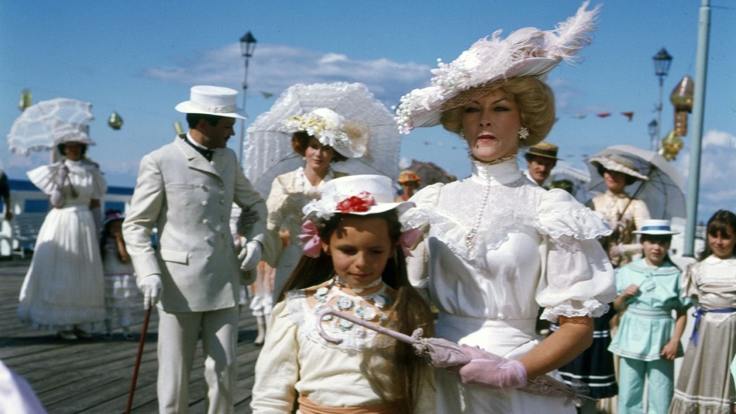 Backdrop for Między ustami a brzegiem pucharu