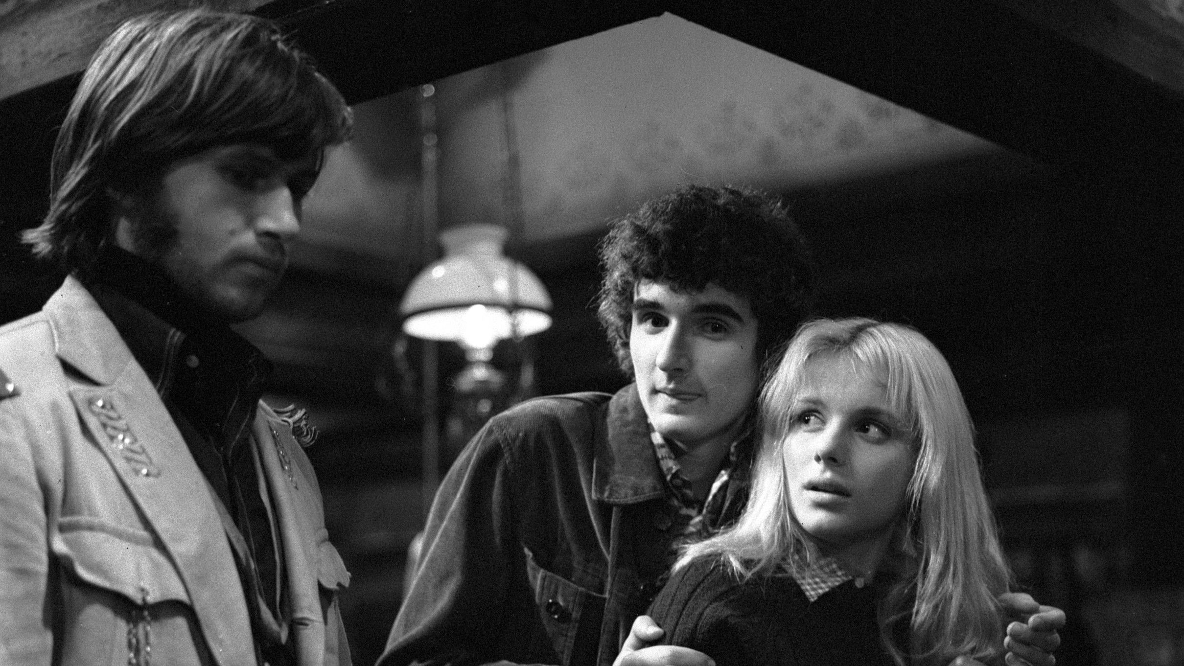 Backdrop for Škodná