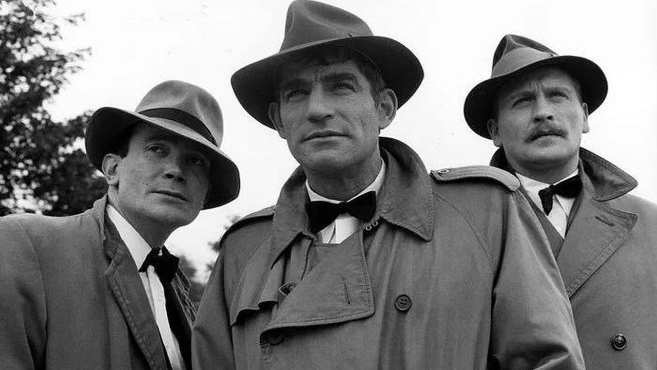 Backdrop for Dick Barton: Special Agent