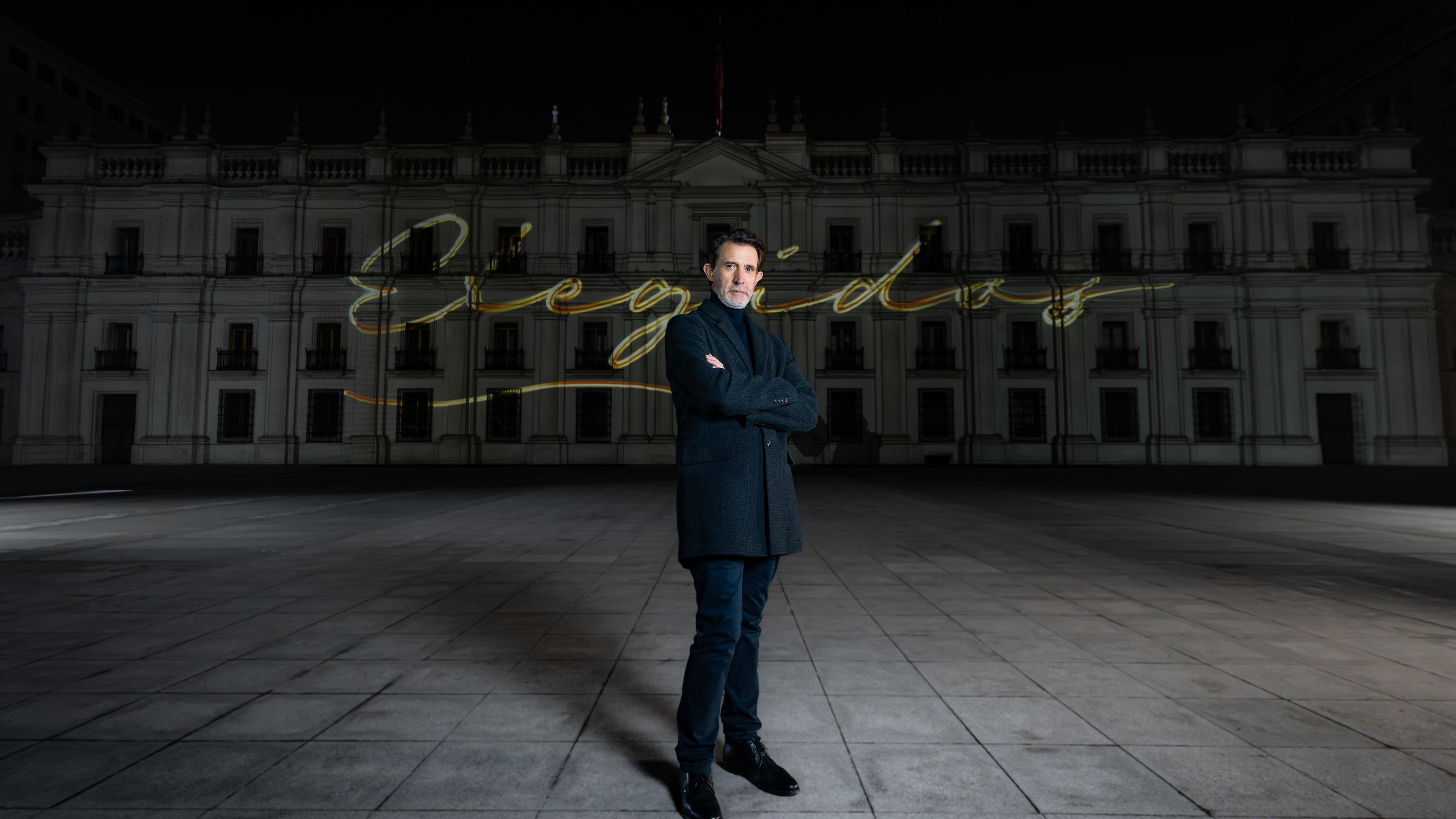 Backdrop for Elegidos