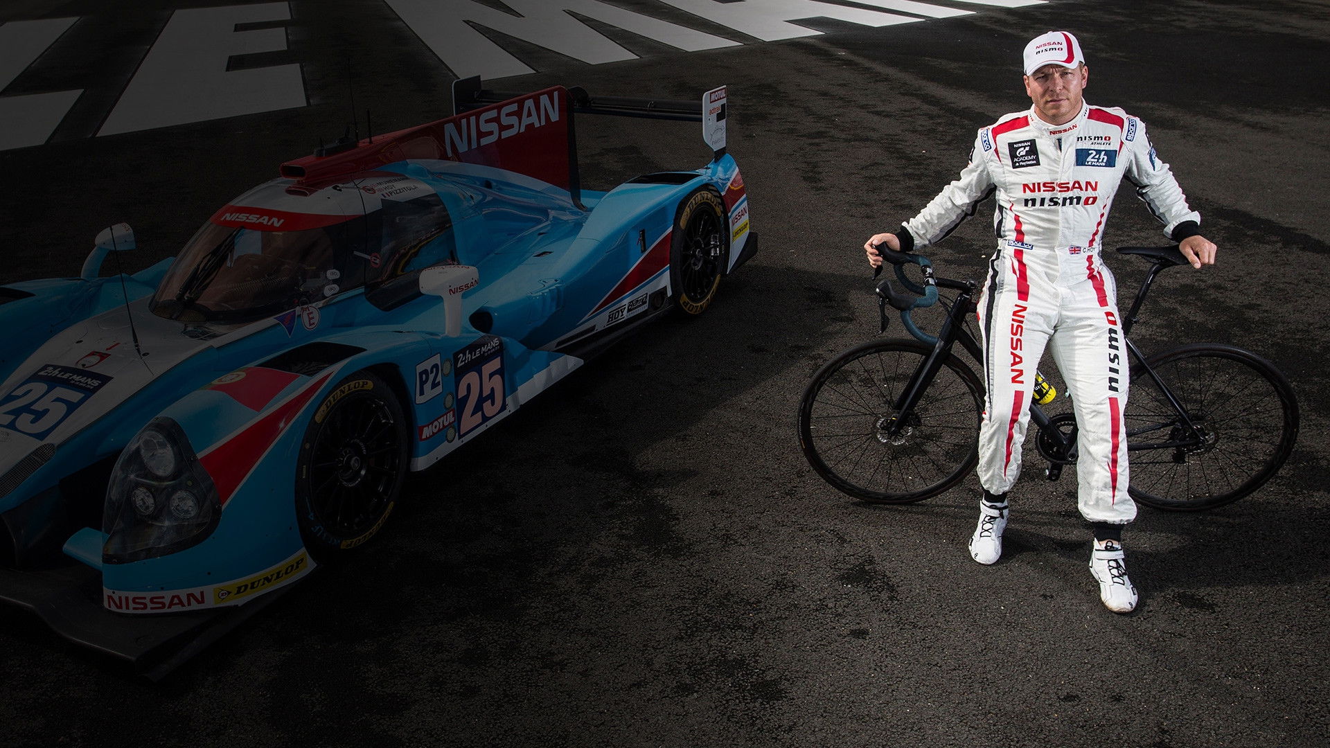Backdrop for Sir Chris Hoy: 200mph At Le Mans