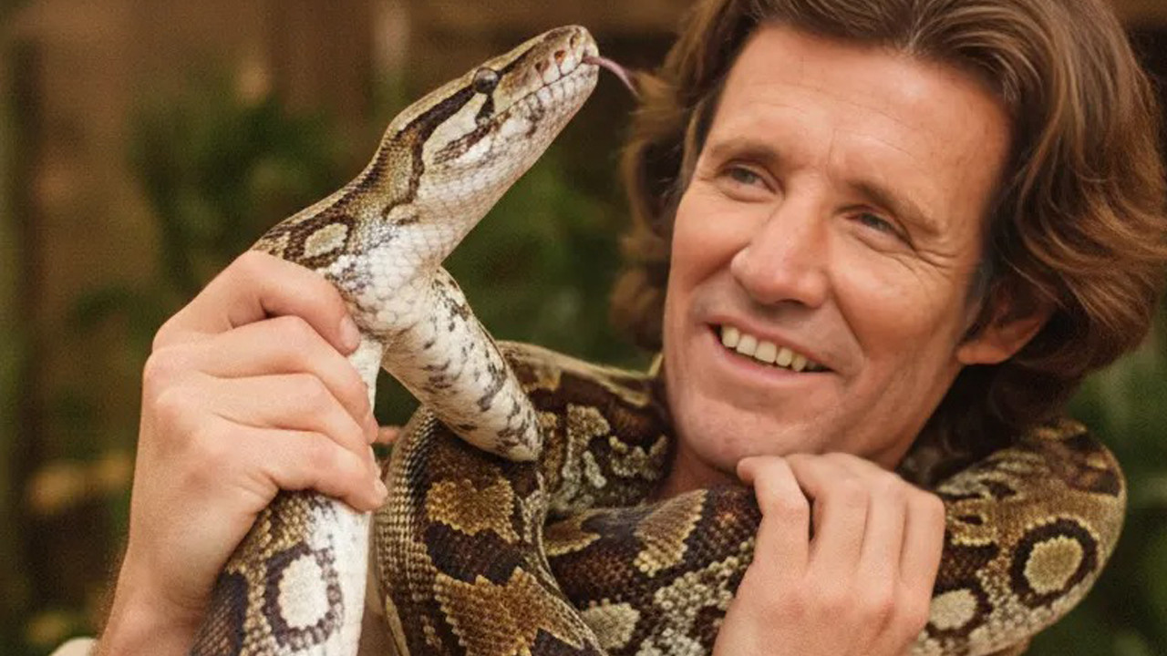 Backdrop for Expedition: Danger