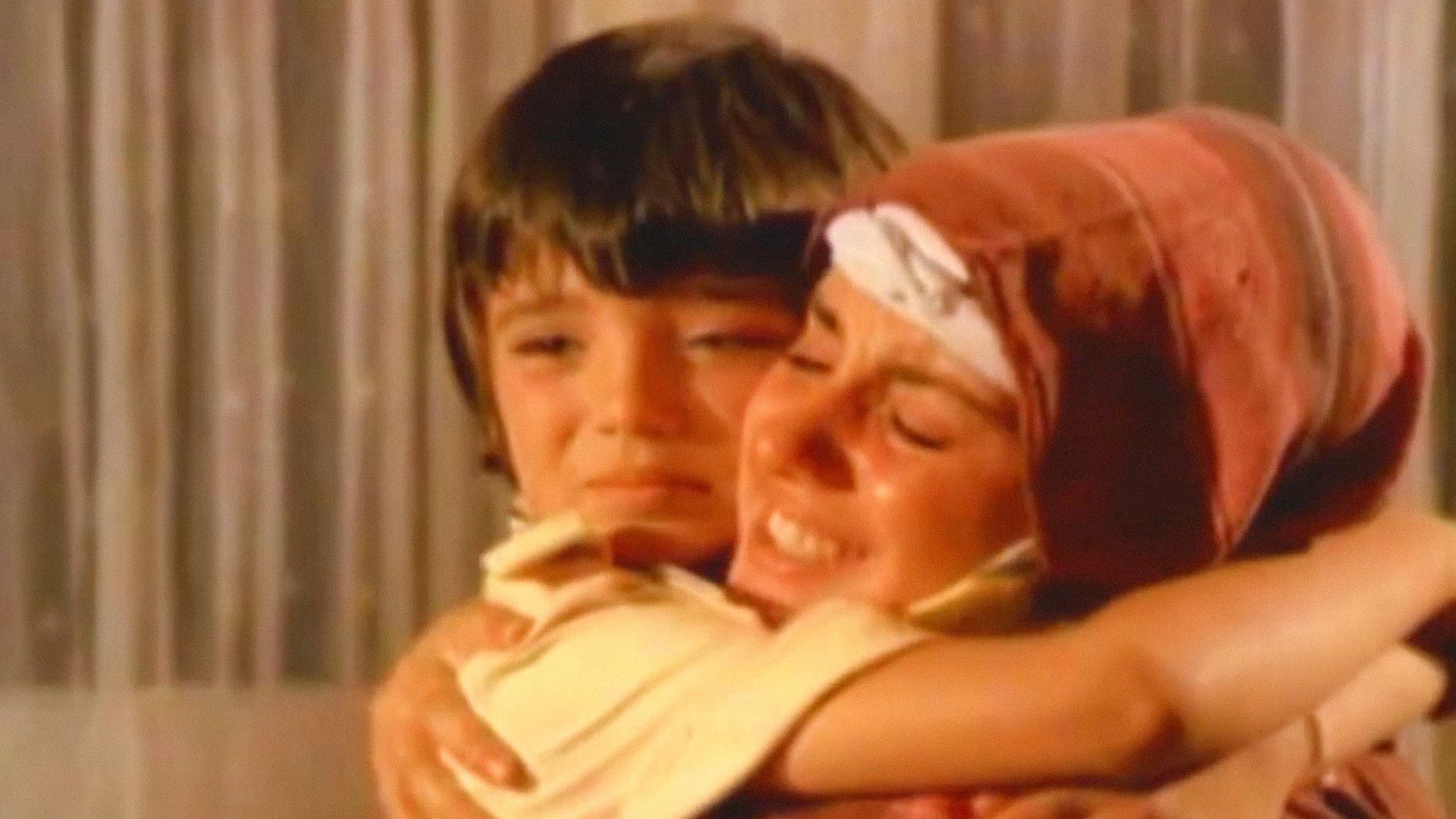 Backdrop for Analar Ölmez