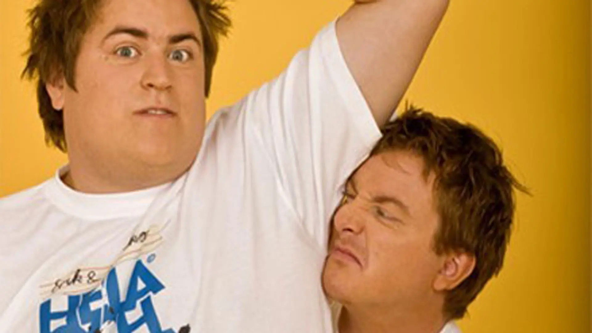 Backdrop for Erik & Mackan: Hela Och Rena