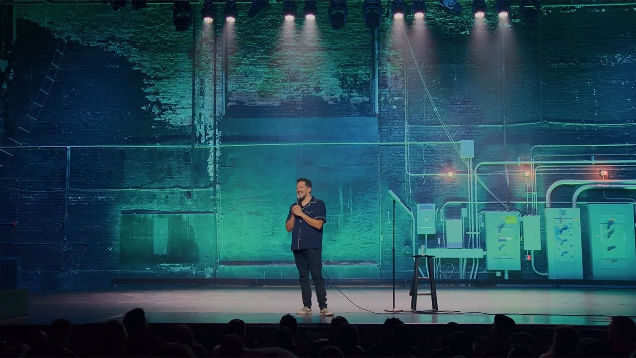 Backdrop for Sal Vulcano: Terrified