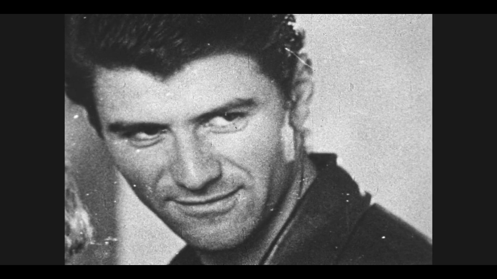 Backdrop for Jacques Rozier: From One Wave to Another