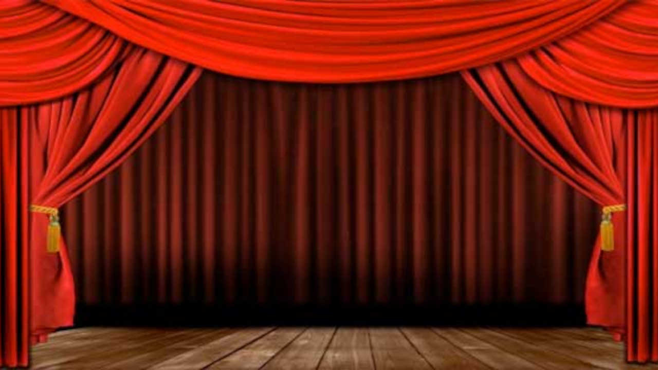 Backdrop for L'étiquette