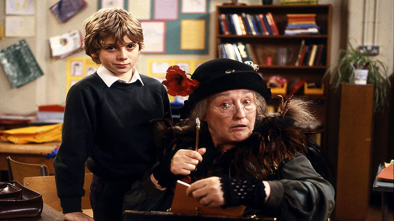 Backdrop for Simon and the Witch