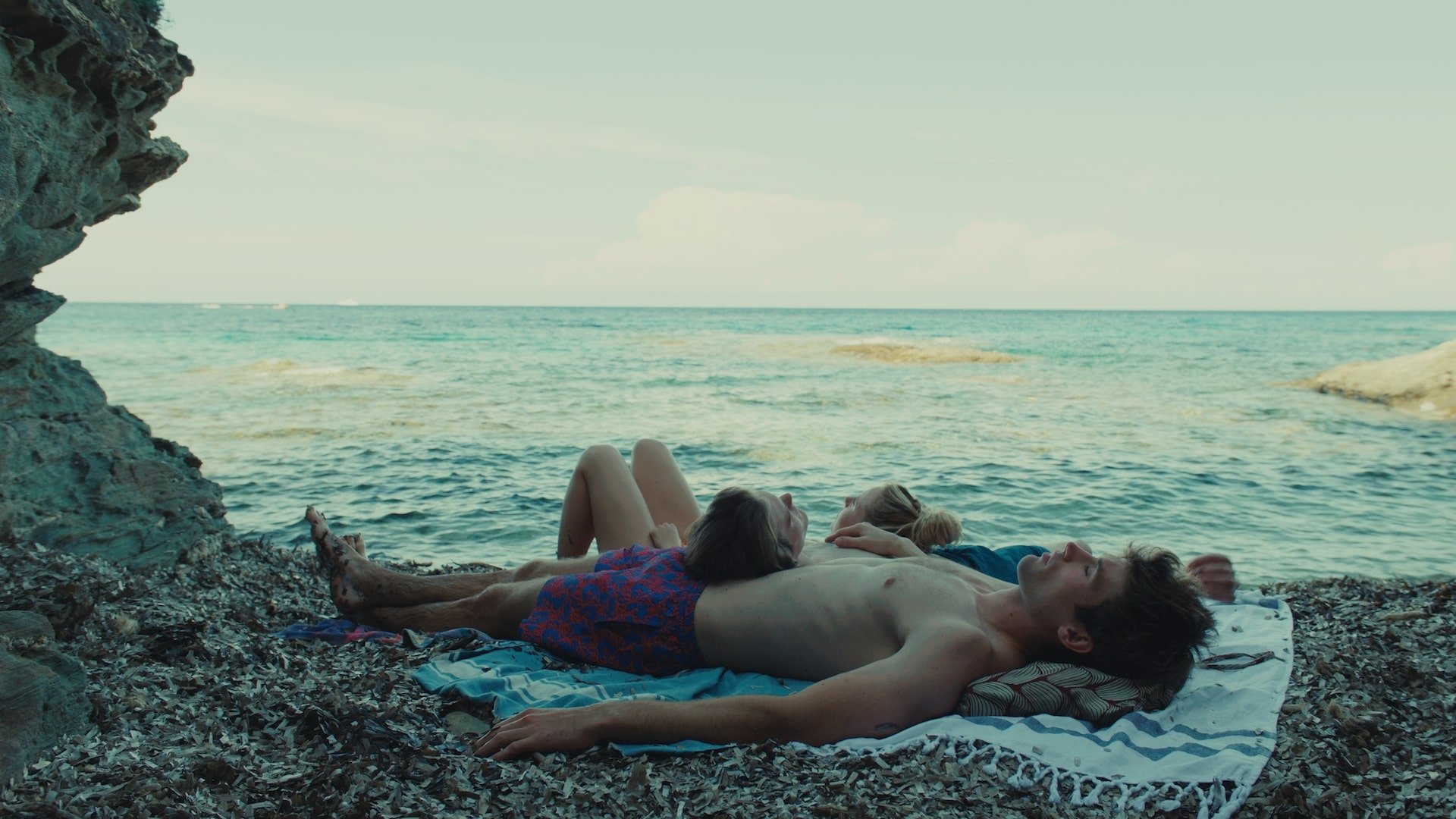 Backdrop for Les contre-courants