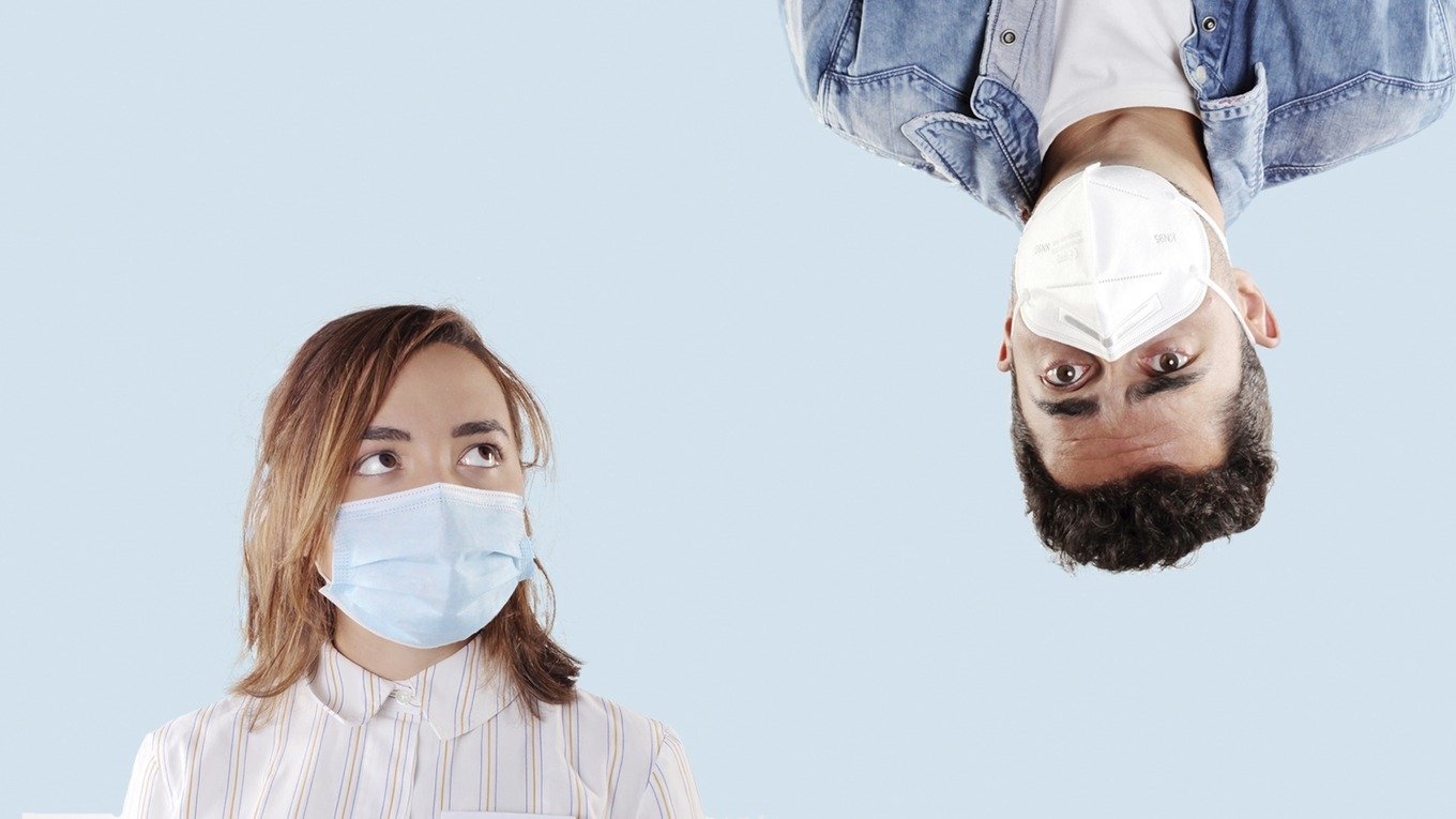 Backdrop for ¡Ni te me acerques!