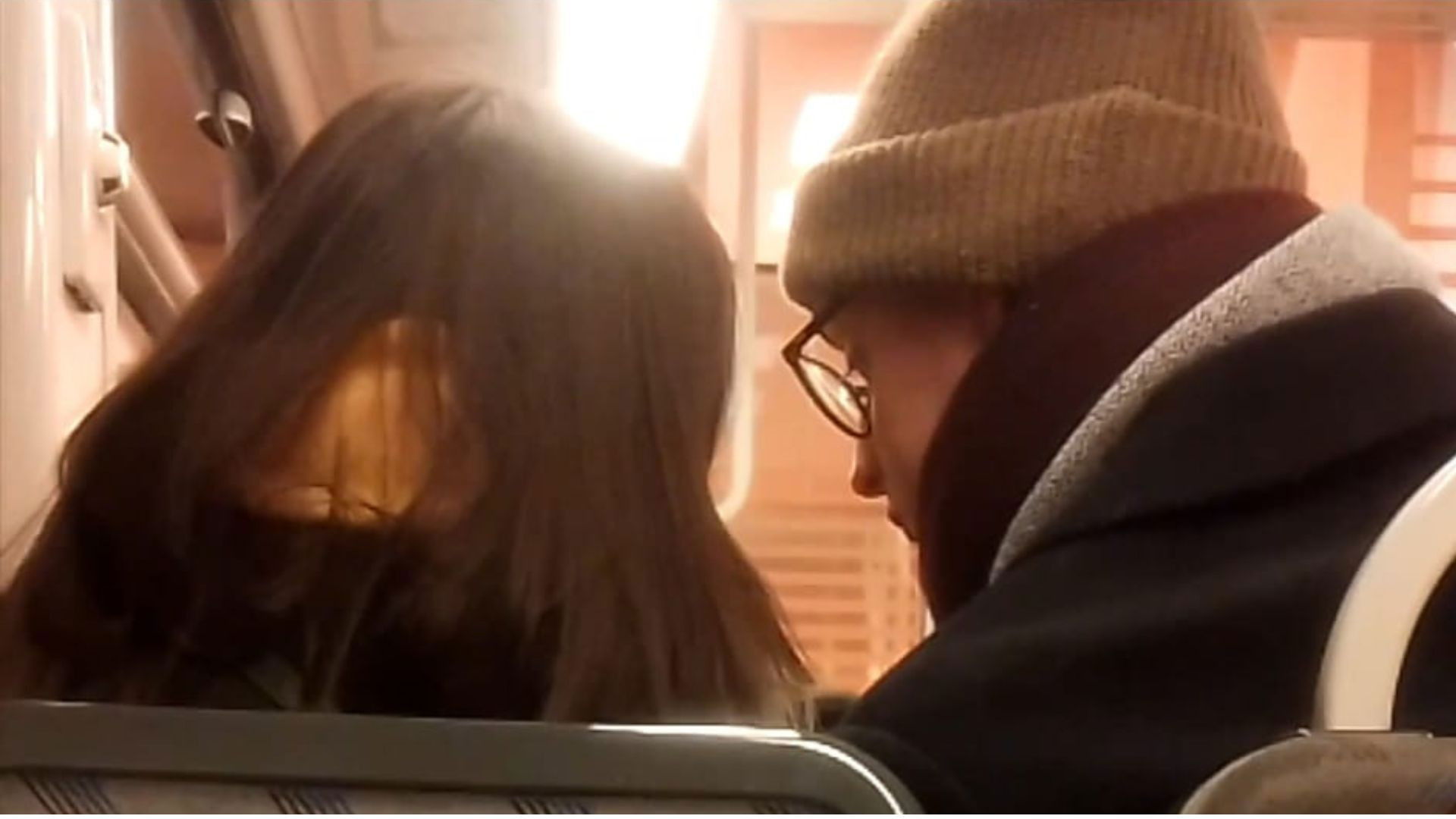 Backdrop for Un Consuelo