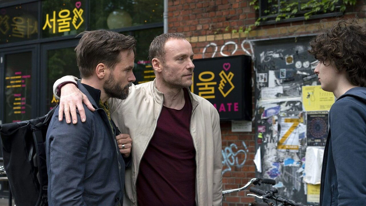 Backdrop for Eine fremde Tochter