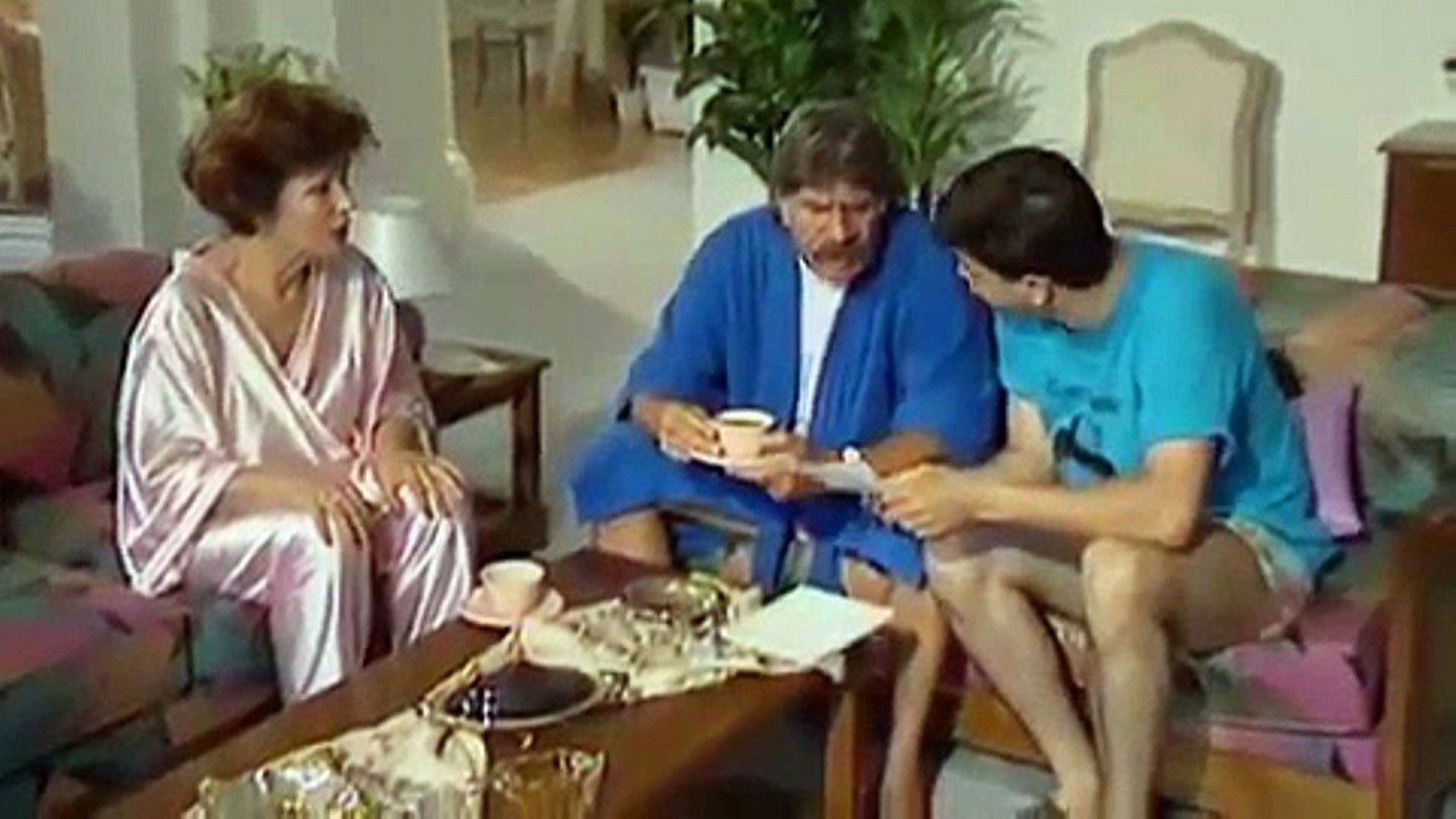 Backdrop for Οικογένεια Μουσαμά