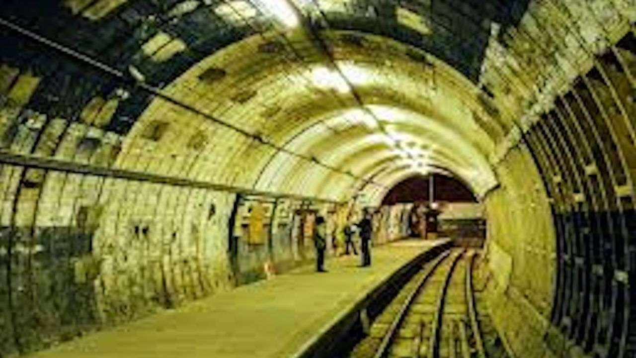 Backdrop for Secrets of Britain