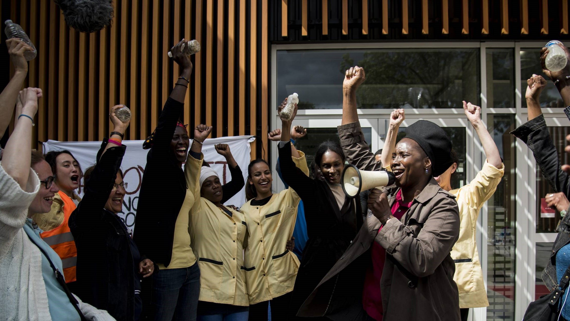 Backdrop for Sororité