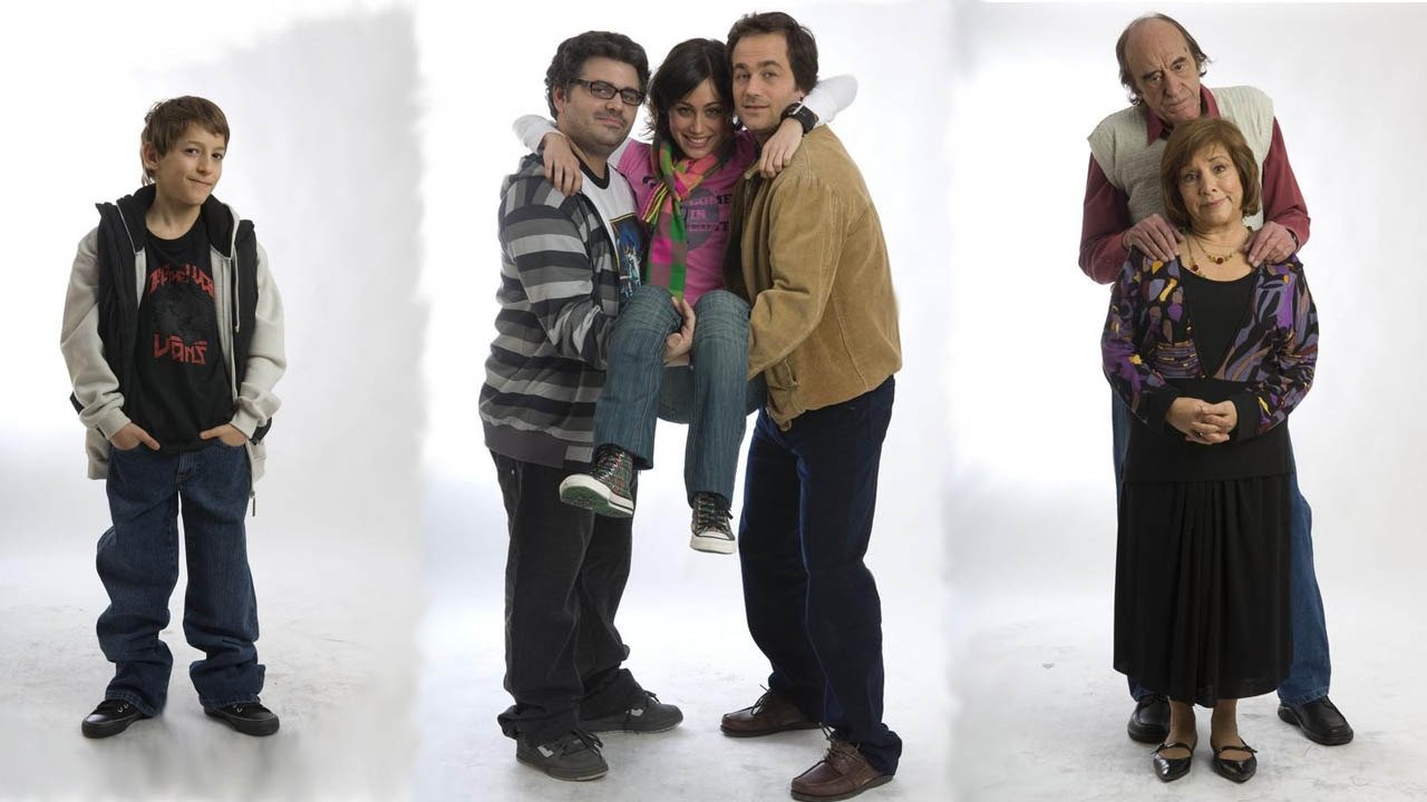 Backdrop for Todos Contra Juan