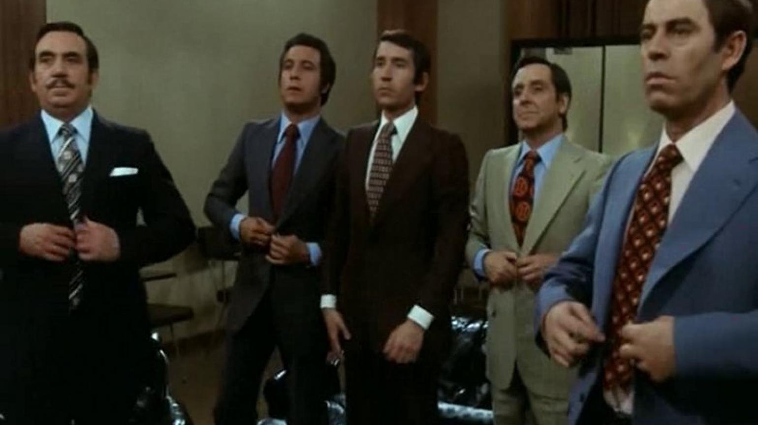 Backdrop for Los nuevos españoles