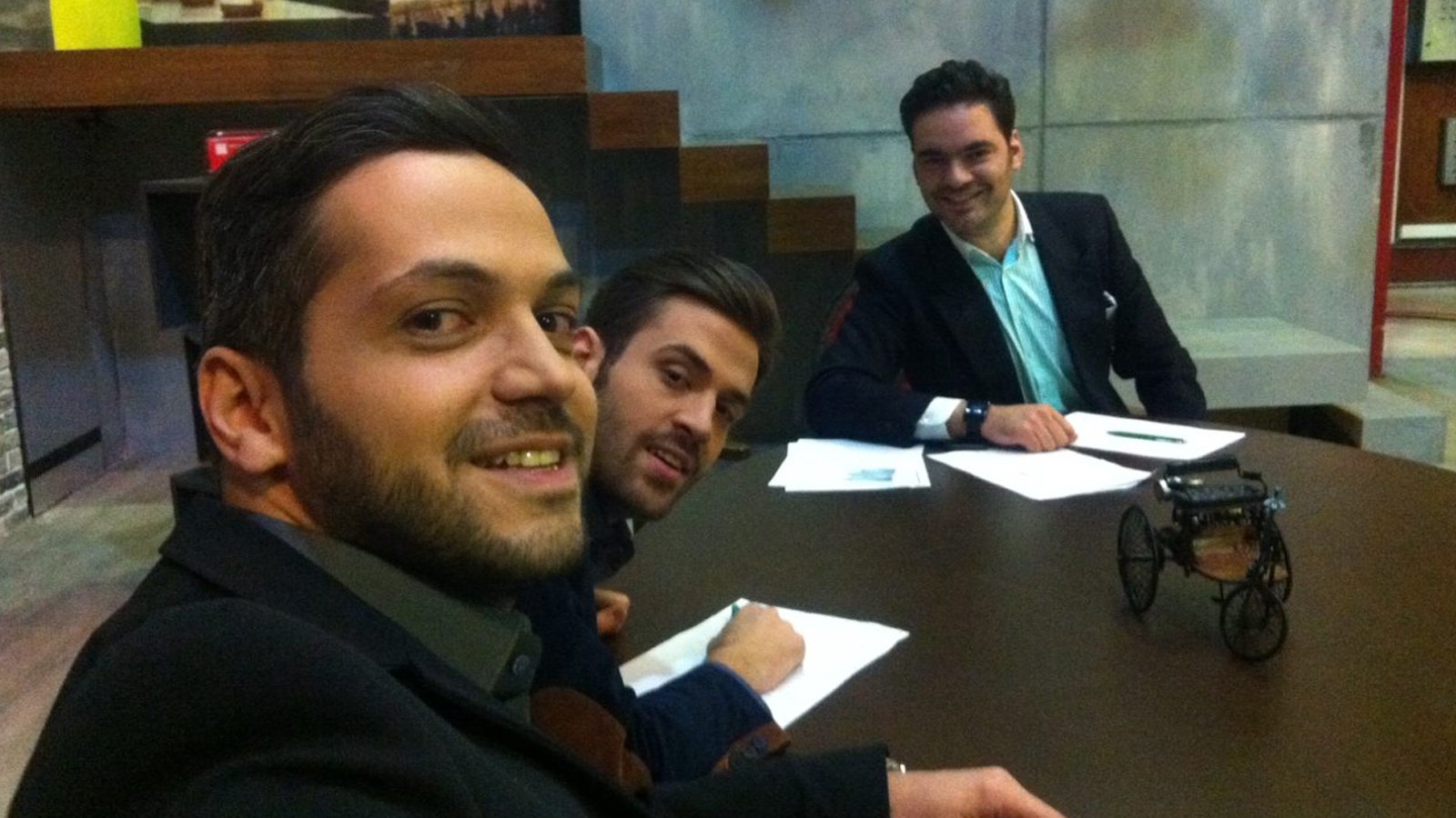 Backdrop for Charkh (Talk Show)