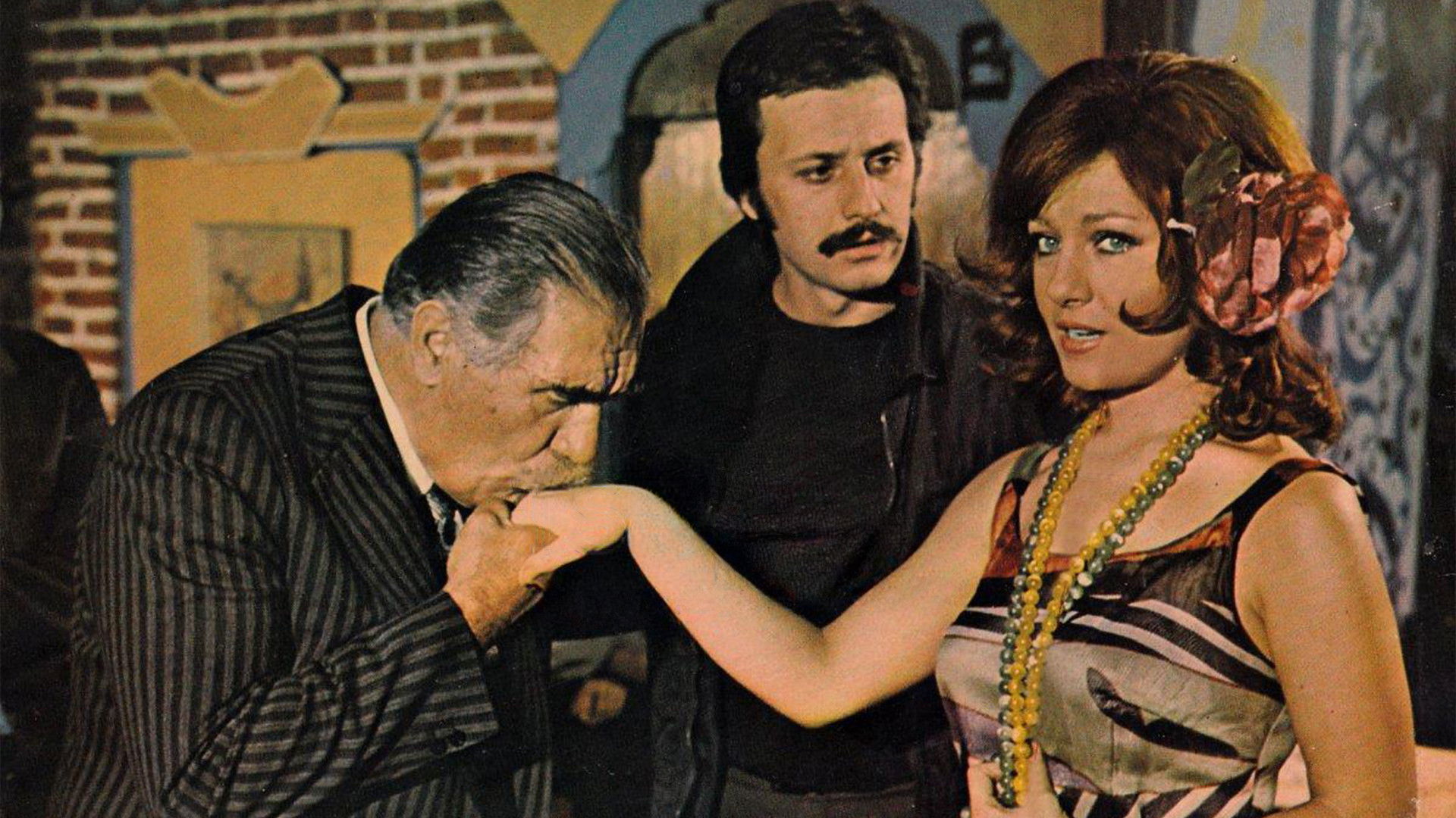 Backdrop for Çam Sakızı