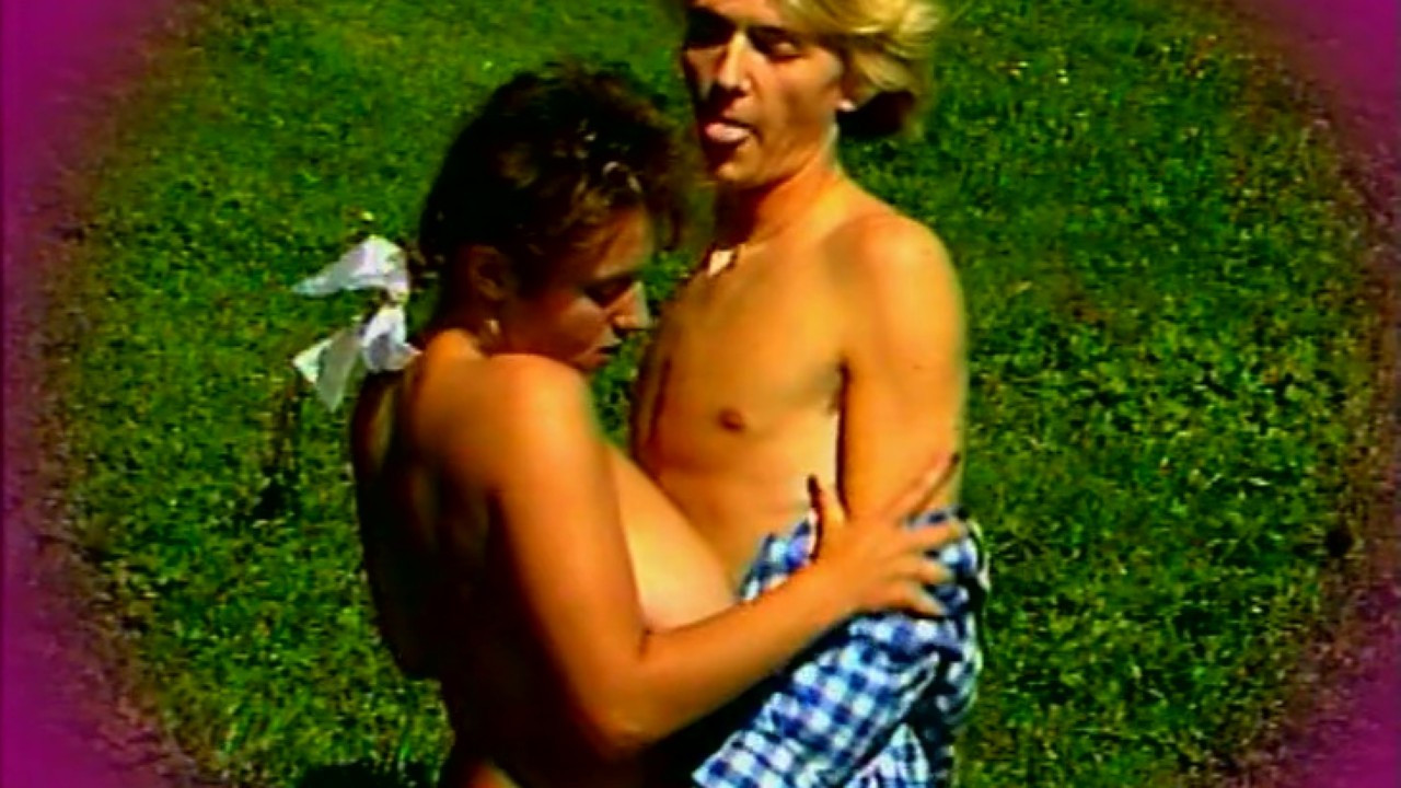 Backdrop for Heidi 1: Auf der Heidi gibt's koa Sünd'