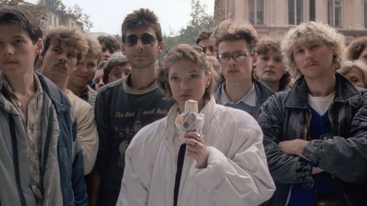 Backdrop for House Under the Starry Skies