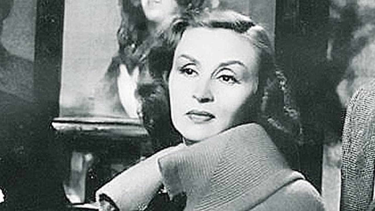 Backdrop for Amorina