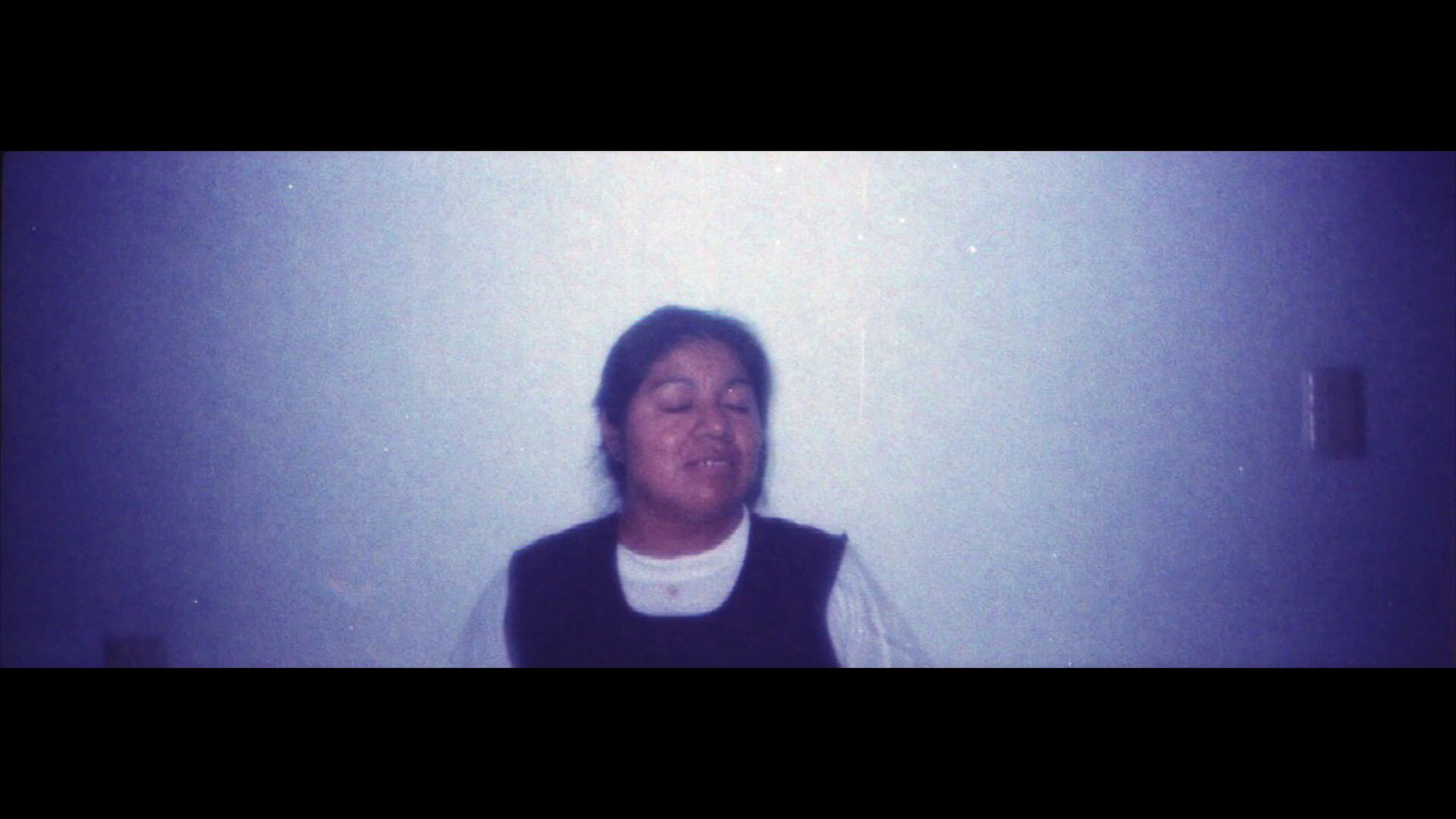 Backdrop for Ya no hay comida en la mesa